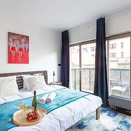 Hotel Four-room In Prague's Center