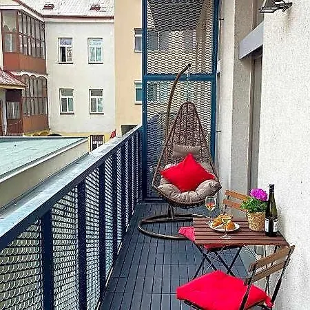 Apartament Four-room In Prague's Center Praga